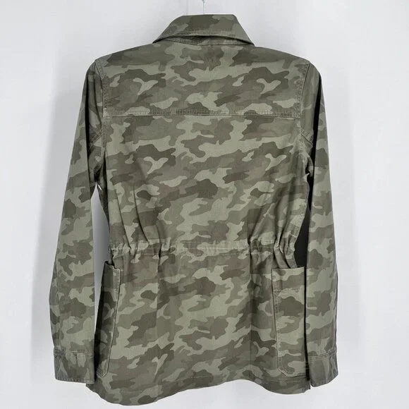 Cinq à Sept Ladies Camouflage Jacket. Size S Button Close Cinch Waist Pockets - Picture 5 of 10